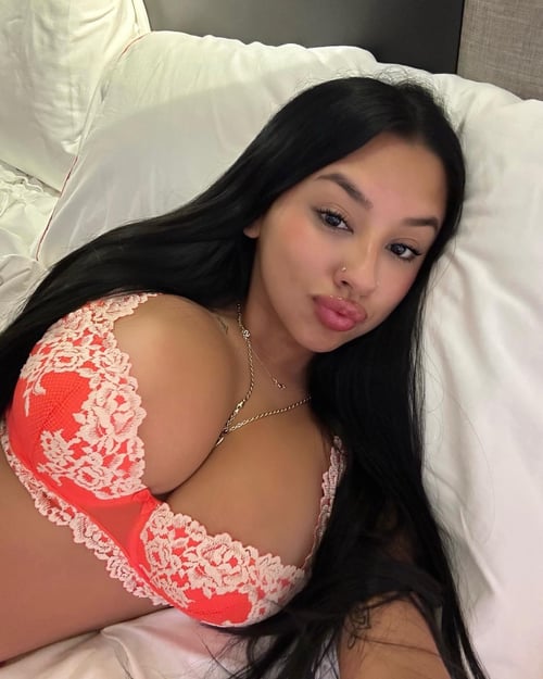 ✰5 STAR ✪ MASSAGE THERAPIST,AVAILABLE FOR MATURED MEN ONLY✓ OFFERING FULL SERVICES.🍑🍆💦🩷🩷😚
