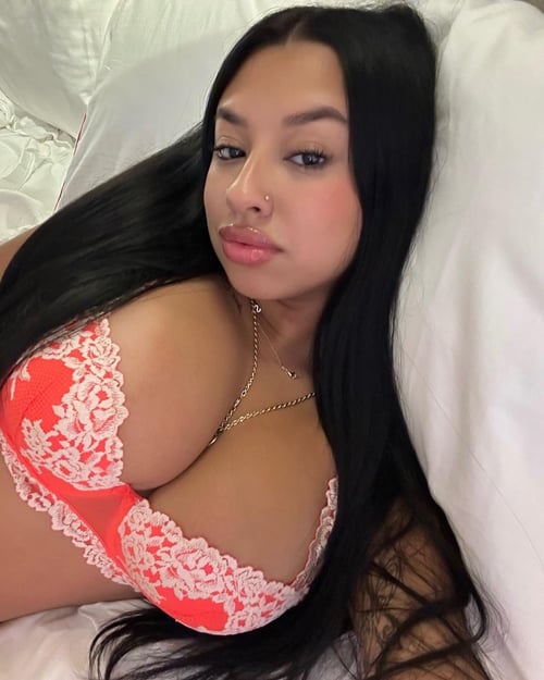 ✰5 STAR ✪ MASSAGE THERAPIST,AVAILABLE FOR MATURED MEN ONLY✓ OFFERING FULL SERVICES.🍑🍆💦🩷🩷😚