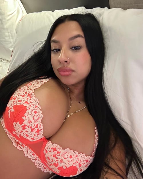 ✰5 STAR ✪ MASSAGE THERAPIST,AVAILABLE FOR MATURED MEN ONLY✓ OFFERING FULL SERVICES.🍑🍆💦🩷🩷😚
