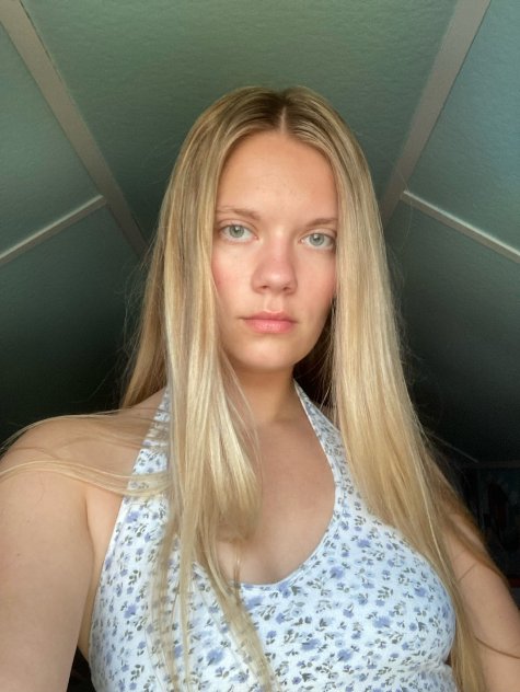 Available for meetup & FT & hot videos&nudes pics