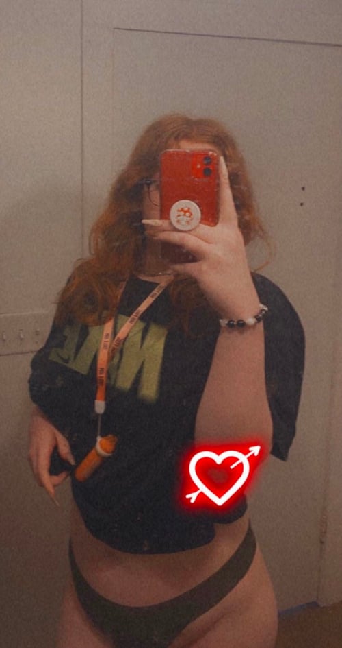 I’m redhead escort ready for hook up&party👅👅