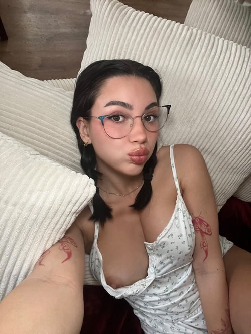 I’M AVAILABLE FOR INCALL AND OUTCALL BABY💦🍆PAYMENT ON ARRIVAL ALSO🌺