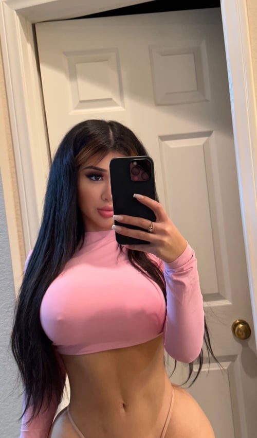 Escorts available for hookup