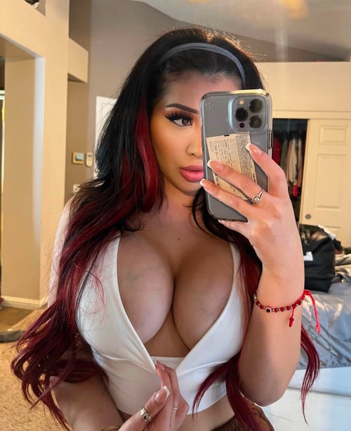 I’m available to hookup and fuck text me at +1 (659) 282-8025 and add me on Snapchat at dorrian_hubs