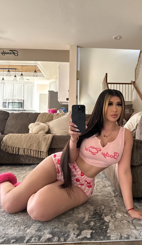Escorts available for hookup