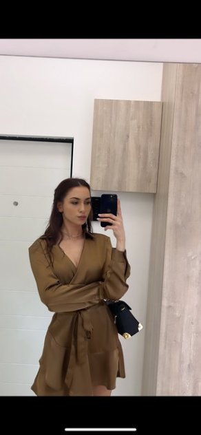 I’m available for both incall and outcall add my telegram @loveme913