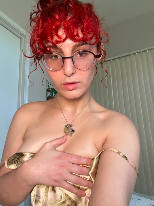 I offer affordable massage with sex I’m professional discreet and genuine
