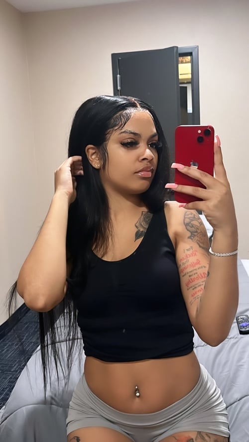 LOOKING FOR FUN 👅❓❓HMU ON instagram (tiffany_mzs) text me +1 ON +1337- 246-5282