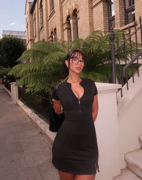 I am always in a cheerful mood and always creamy don’t hesitate to text me🥰🥰
