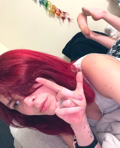 Female Escorts Available now ✅