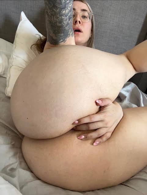 HUGE 🍑 THICK ASS 👅 AVAILABLE RN 🍆🍆 FOR MEETUPS 😍🥶😈❤️