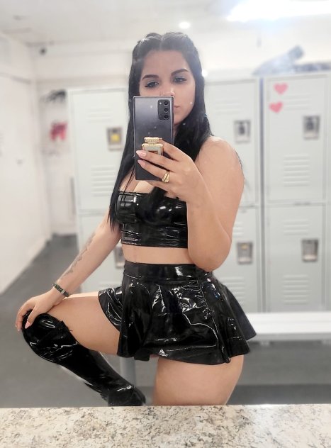 🫦ESPECIAL DEL DÍA PAPI LLAMAME