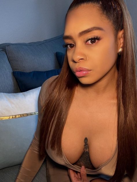 Hello, your natural sexy cubana 🇨🇺 girl