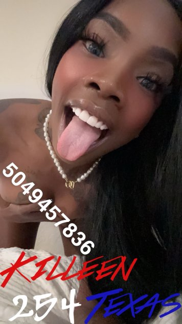 Incredibly sexy Ashley Brinxx