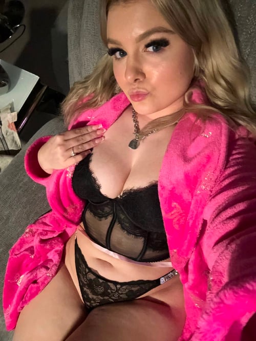 LICENSED MASSEUSE,I PROVIDE AN ALTERNATIVE TO ASIAN SPAS, BODY RUBS OR TRADITION