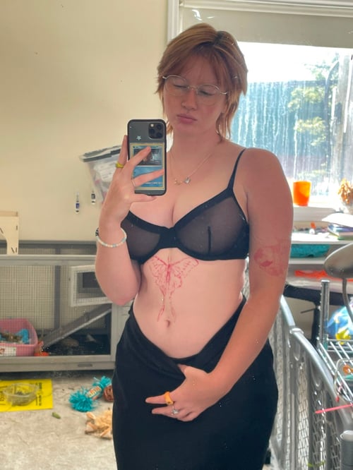 hi my name is Linda. I am Always ready and seeking DISCREET no strings sex encounters