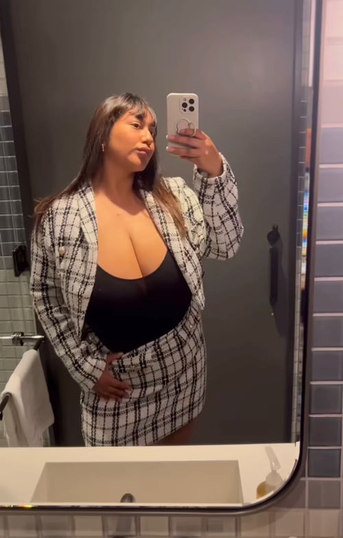Hookup😍💦Text me 830-256-0297 if you’re down for nasty funs🥵💦 sex hookup🍆 and nudes🍑