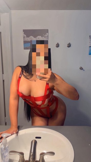 Nueva y Mojadita (786) 969-6545 Llamame