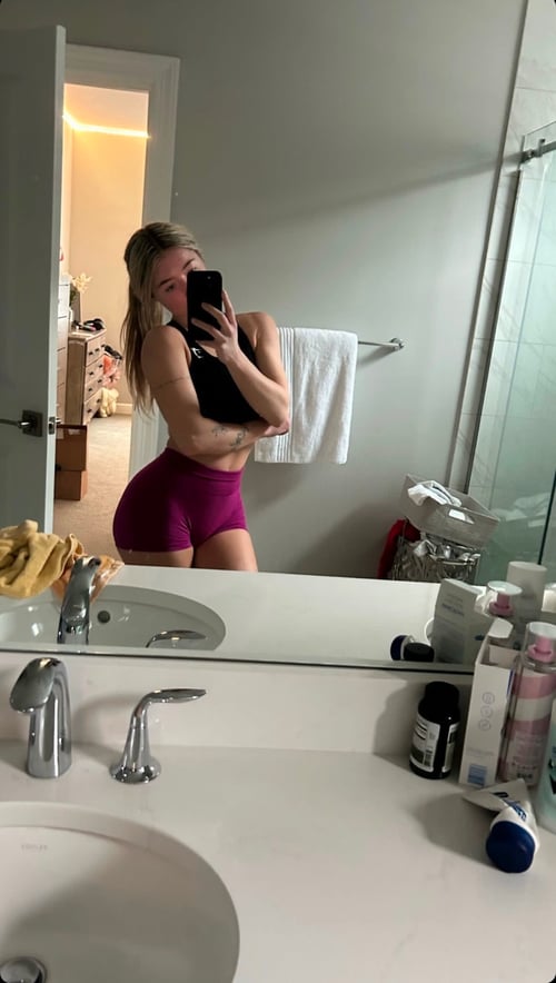 👅 HMU I’m down to fuck , Snapchat : a_linda559