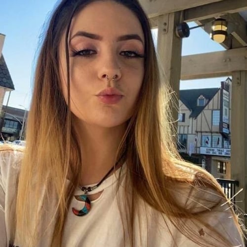 Hey am available to meet up 👅for both incall and outcall ❤️ sweet🍑Hot & Sexy, Clean & soft Pussy.