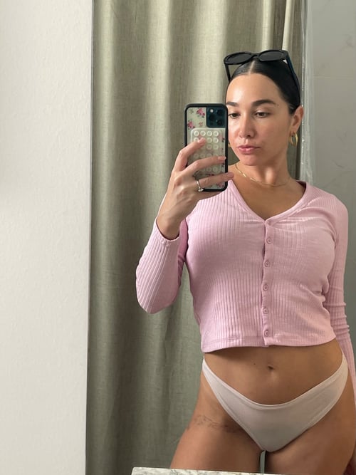 Hey I am lowery welcome to my page 100% REAL ✅CLEAN WET P***Y 🍑💄GFE💄 Anal 🍆🍑AVAILABLE NOW✔✅