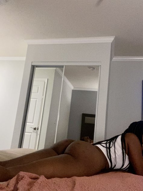 🥰NEW IN TOWN !! 🤫🥵 YOUNG HOTTIE WIT A BODY TEXT