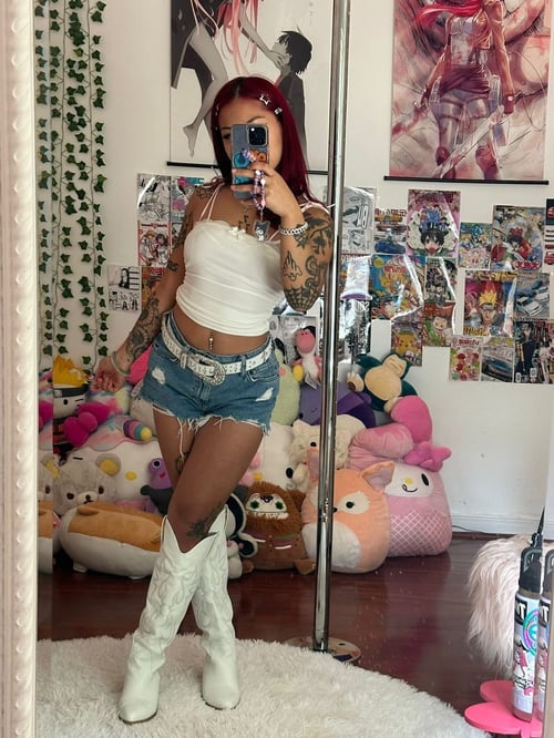 AVAILABLE TO HOOKUP&PARTY🎉👅 HMU ☎️ +13474509401 ADD My IG:onlymeyumi 👻 Telegram: Sohotbitch