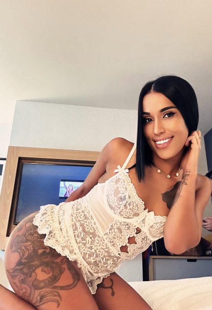 Hola somo dos chicas nueva en la ciudad lista para complacerte