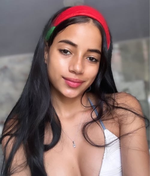 Available for both incall and outcall service