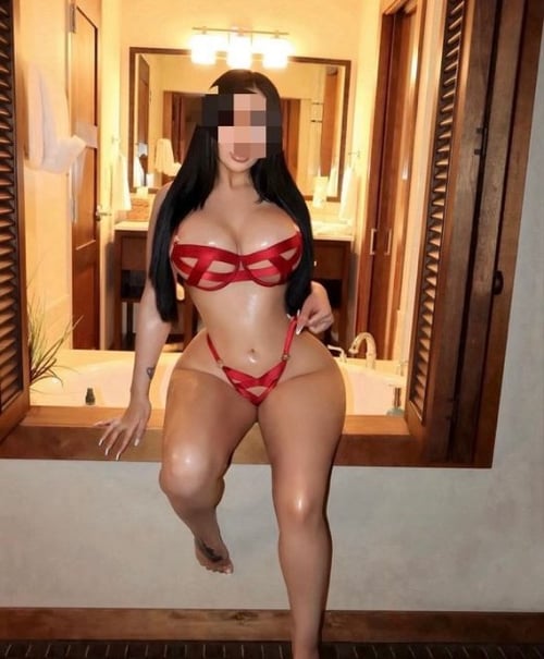 Nueva y Caliente (786) 554-6546 Trios y Parejas