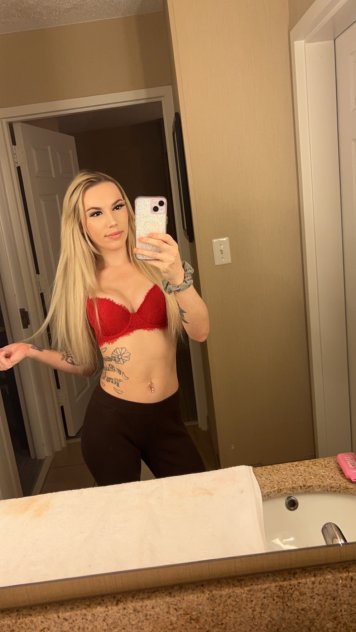 Upscale blonde in town