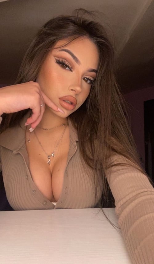 PRIVATE,discreet and ready for fun AVAILABLE FOR ALL SERVICES 💦👅