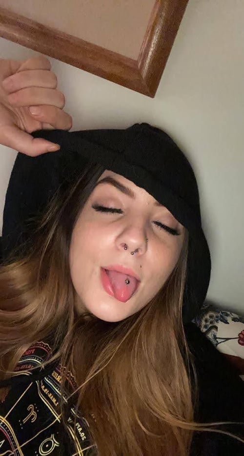 I’m available for outcall and Incall 💦 REAL