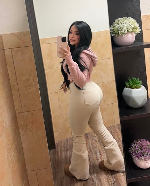 Natasha_00189 i squirt and ride really sweet 💦 💕☺️