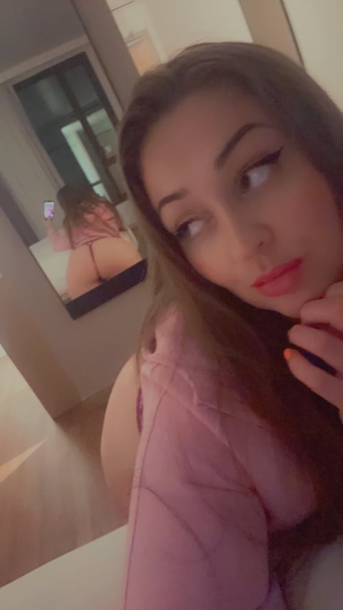 Bodacious Norwegian Vixen in Walnut Creek until Sunday BOOK NOW