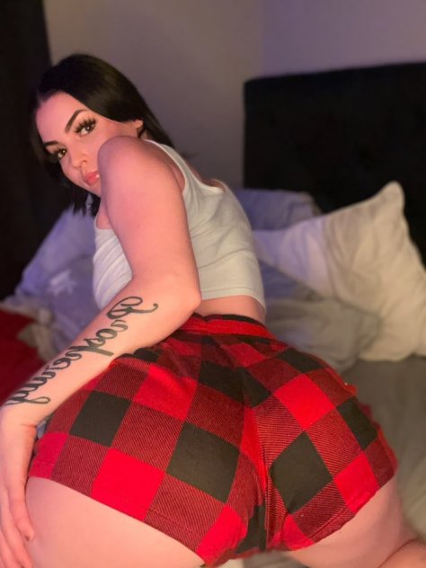 I’m available for hookup ❤️ text me