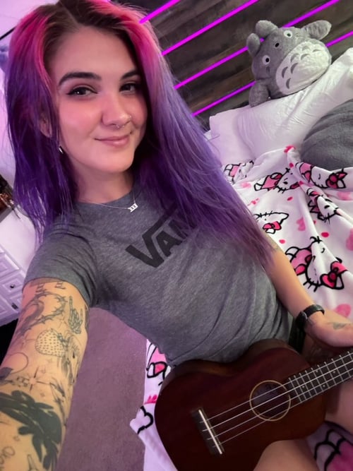 I’m available for hookup
