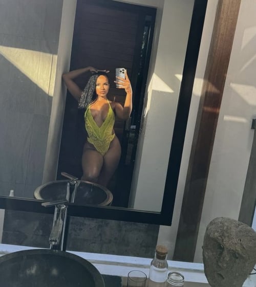Come see me💋