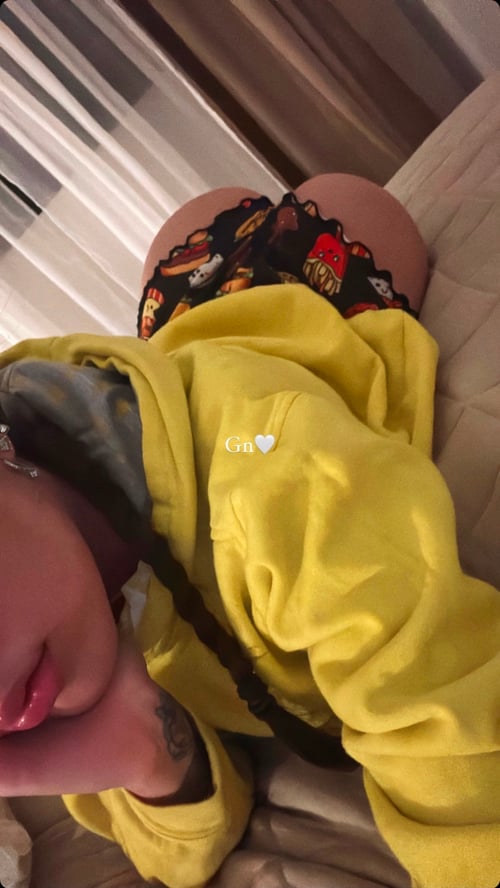 🍑IM A REAL SEXY BADDIE and HOTTEST CHICK IN TOWN 🍑