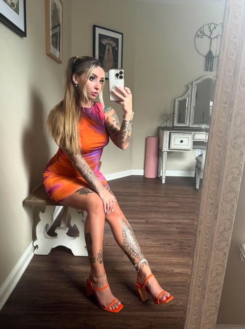 HOOK UP AVAILABLE 🩷🥰🥰😍
