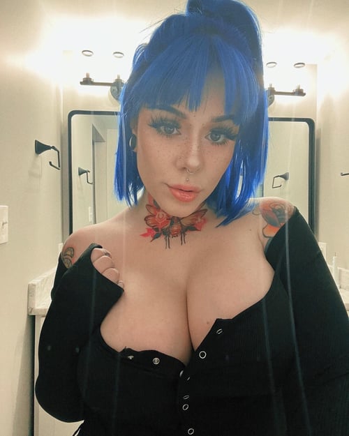 ADD ME ON Snapchat👻: twinklele20249821 I’m available for kissing & Bj🍆new 69 style any styles 🍆💦