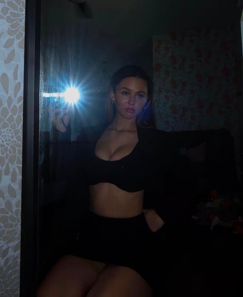 Hi I am sexy🌷 I will make you feel happy😘text +1 928-614-7505 snap da21icon