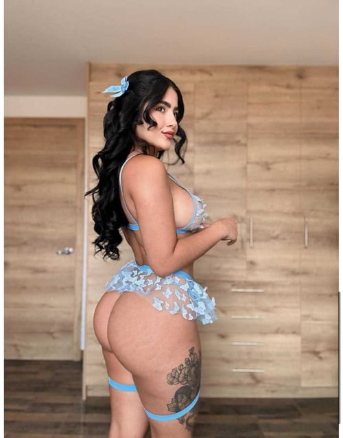 Colombian recently arrived and I came to make you enjoy all kinds of effective services to the full