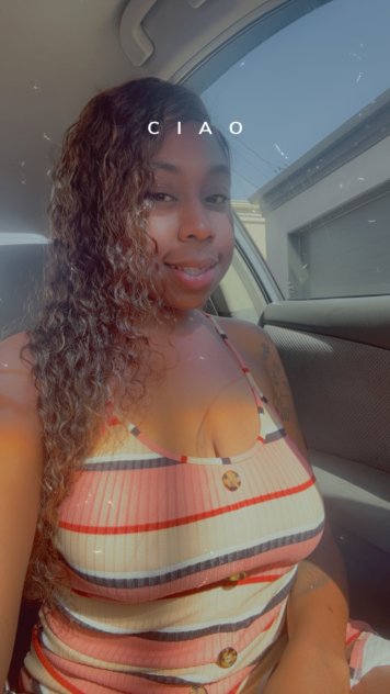 Sweet Exotic Bombshell