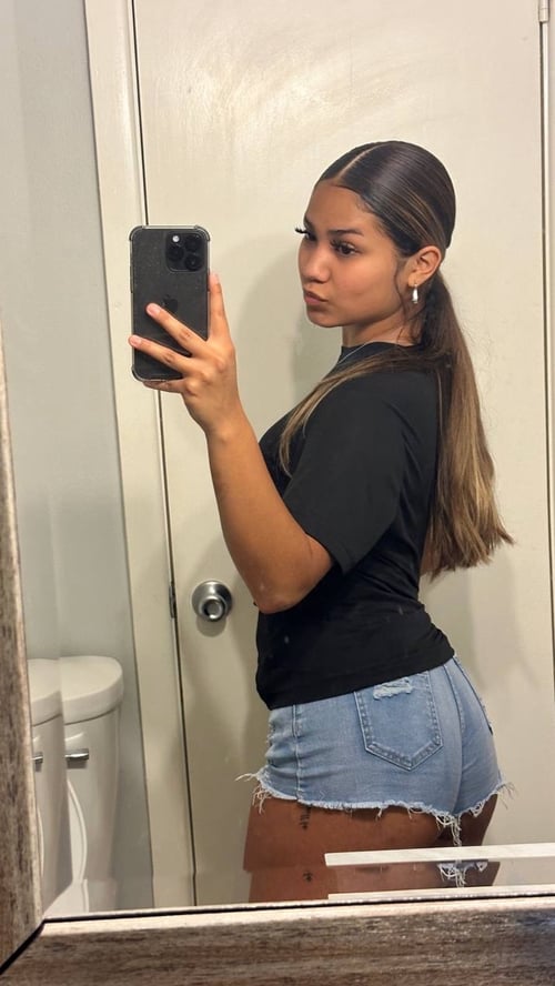 Hi Papi, wanna fuck or need massages? Hmu now! Text my number: (657) 474-8081