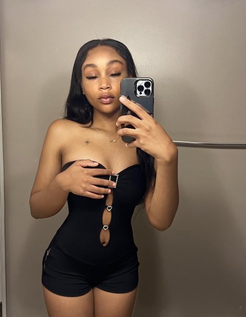 Am available for hookup