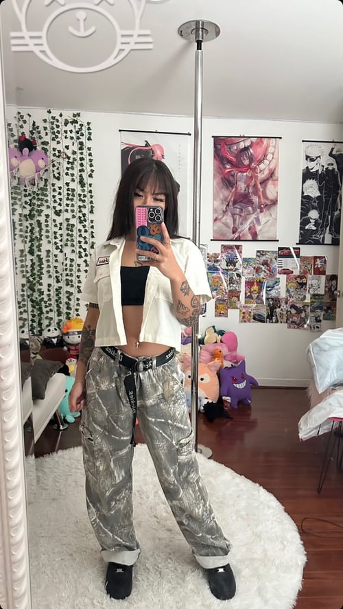 Hookup and massage services