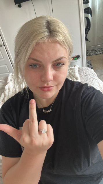 ❤TELEGRAM—jeznazz ,I’M AVAILABLE 24/7🥰❤️💯 and I sell videos and ft🥵