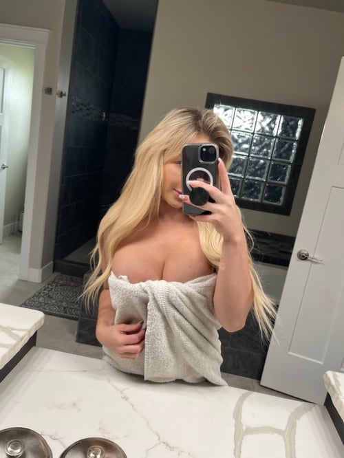 Hardcore,best fuck ,69, Bare back,Doggy, Dick massage and every other fantasy you may like 🍆👅💦🤤