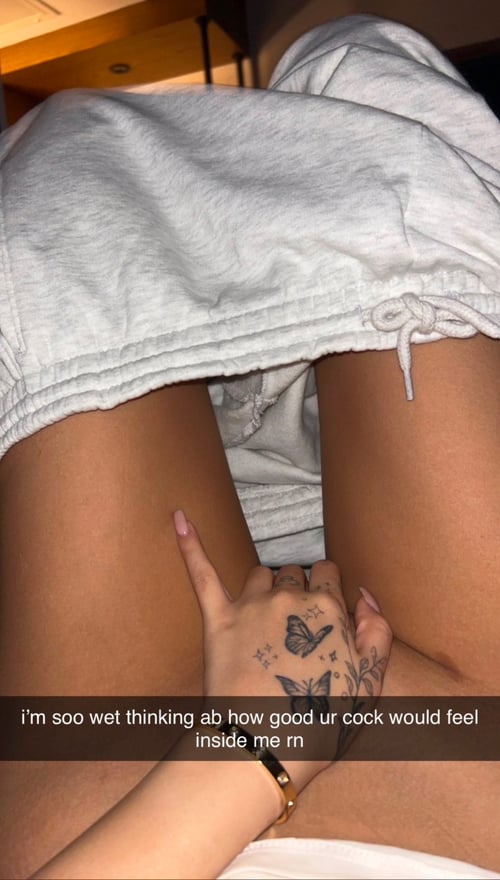 I’m a❤️professional 💯sexworker👅hit me up if you’re down to have fun💯🥰